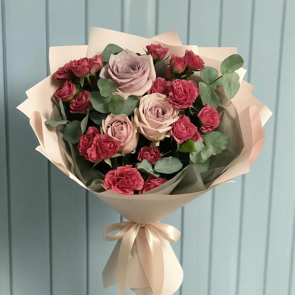 Букет цветов из: Гвоздики и Розы в Бытха