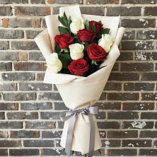 Букет цветов из:  Розы в Бытха