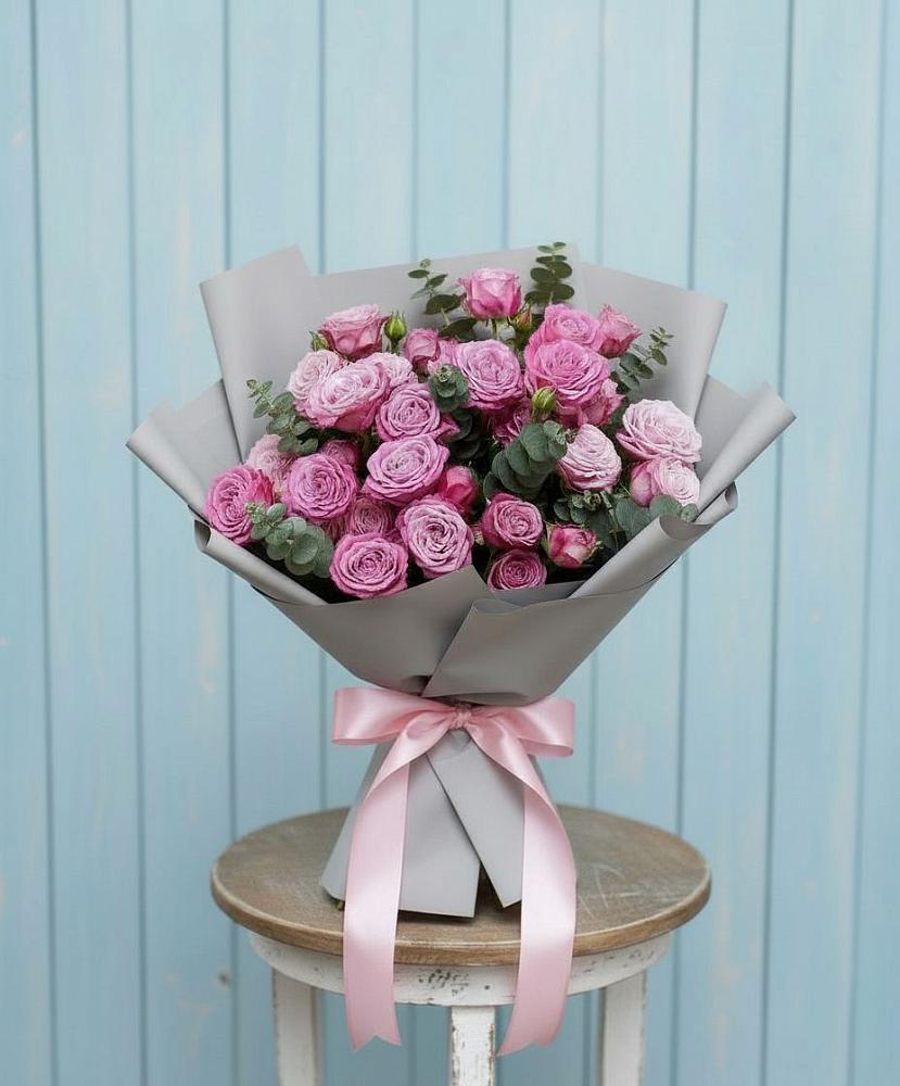 Букет цветов из: Розы в Бытха