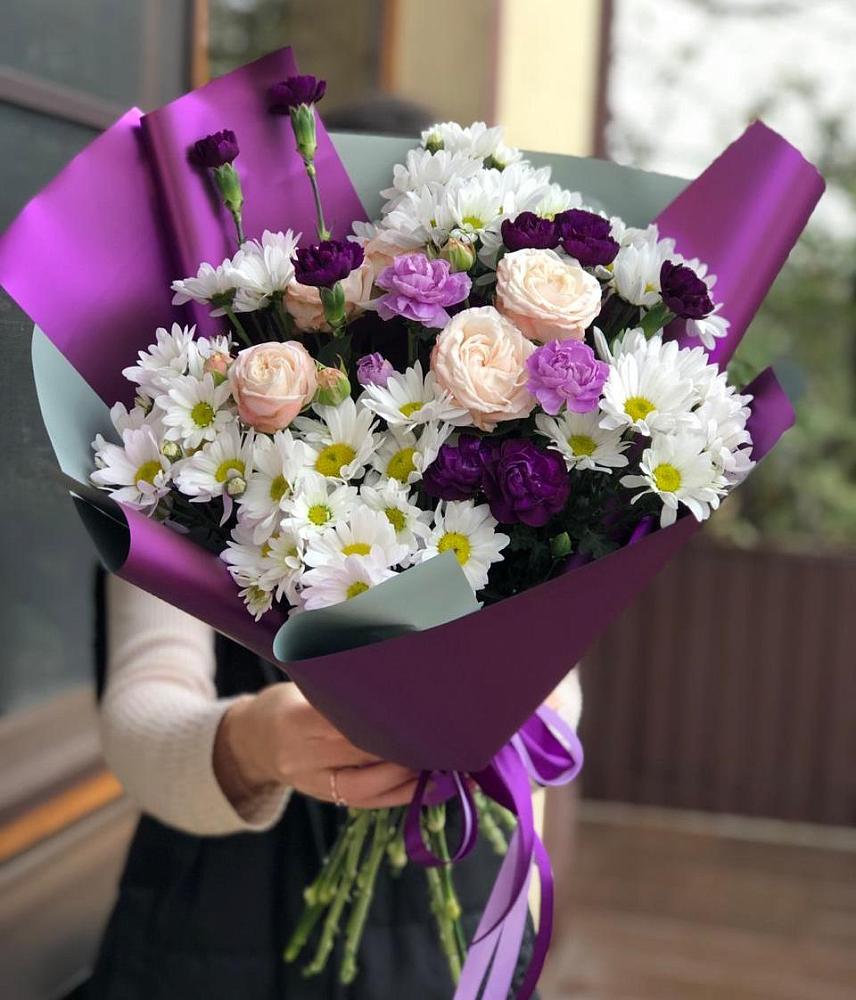 Букет цветов из: Хризантемы, Гвоздики и Розы в Бытха