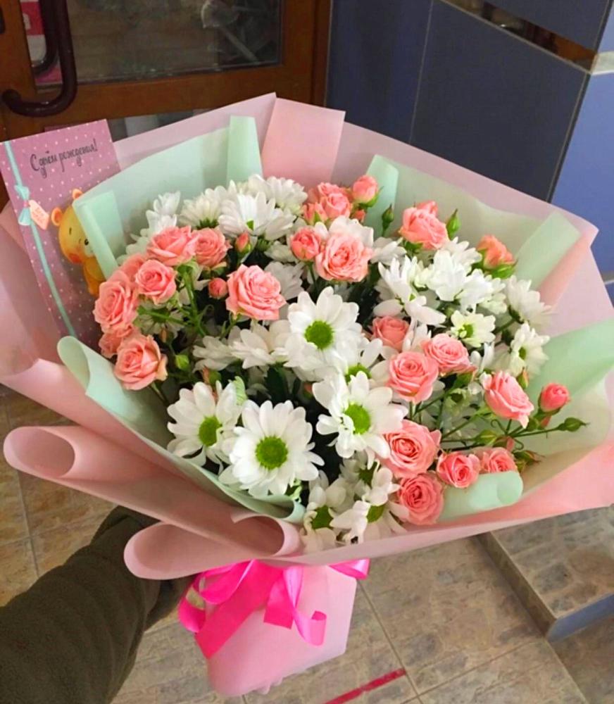 Букет цветов из: Розы и Хризантемы в Бытха