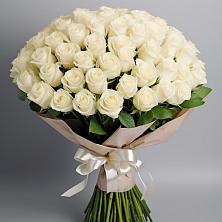 Букет 101 беля роза Белоснежка в Бытха