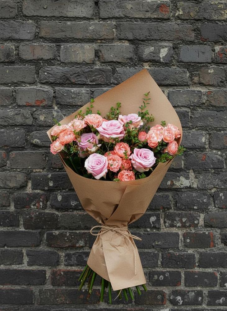 Букет цветов из: Розы в Бытха