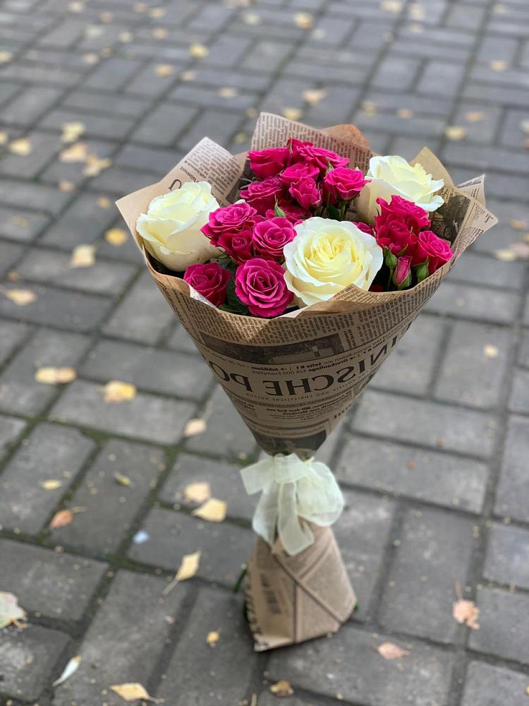 Букет цветов из: Розы в Бытха