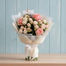 Букет цветов из:  Розы в Бытха