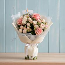 Букет цветов из:  Розы в Бытха