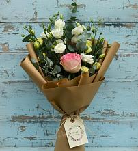 Букет цветов из:  Розы и Лизиантусы #REPLACE_PRED# Бытха