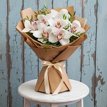 Букет цветов из:  Орхидеи и Розы #REPLACE_PRED# Бытха